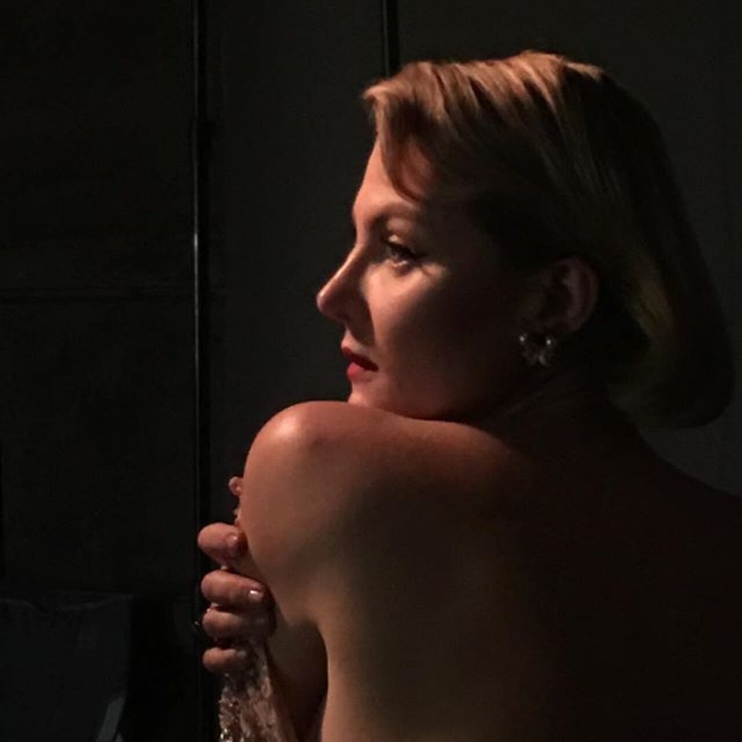 Актриса Дрю Бэрримор ню