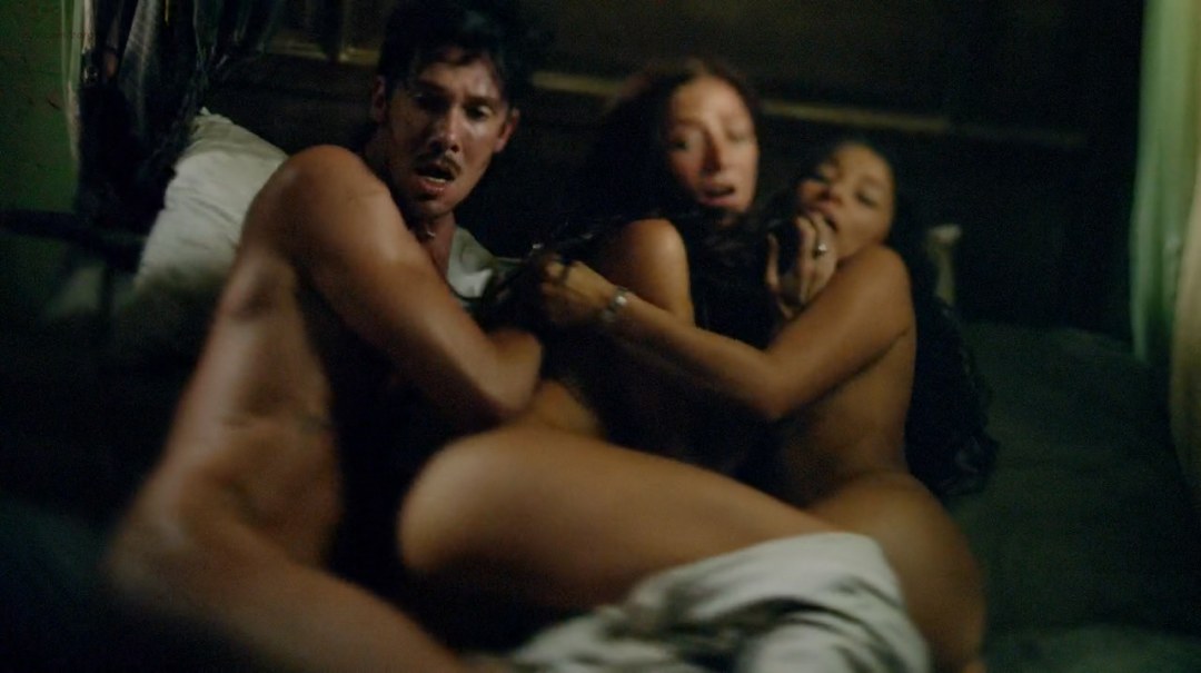 Ханна Нью черные паруса nude