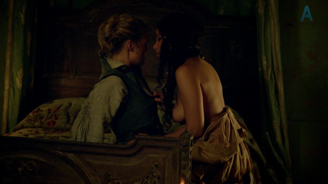 Hannah James Чужестранка голая