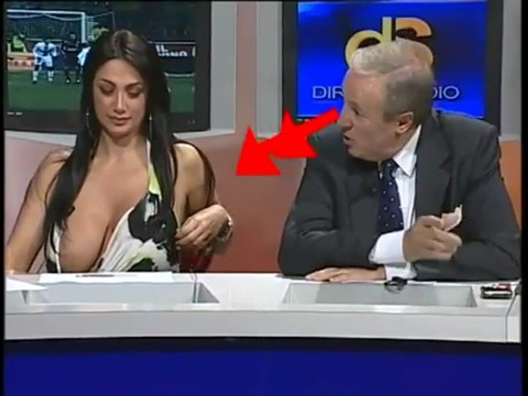 Ведущие программы naked News