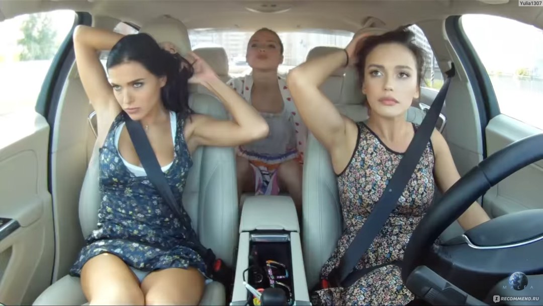 Голые солистки группы SEREBRO