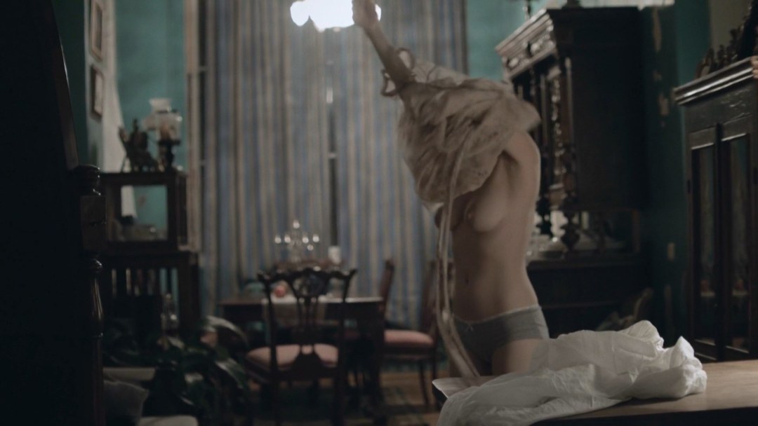 Анна Цуканова-Котт голая в фильме