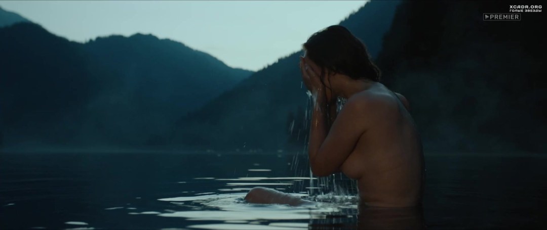 Актриса Олеся Фаттахова ню