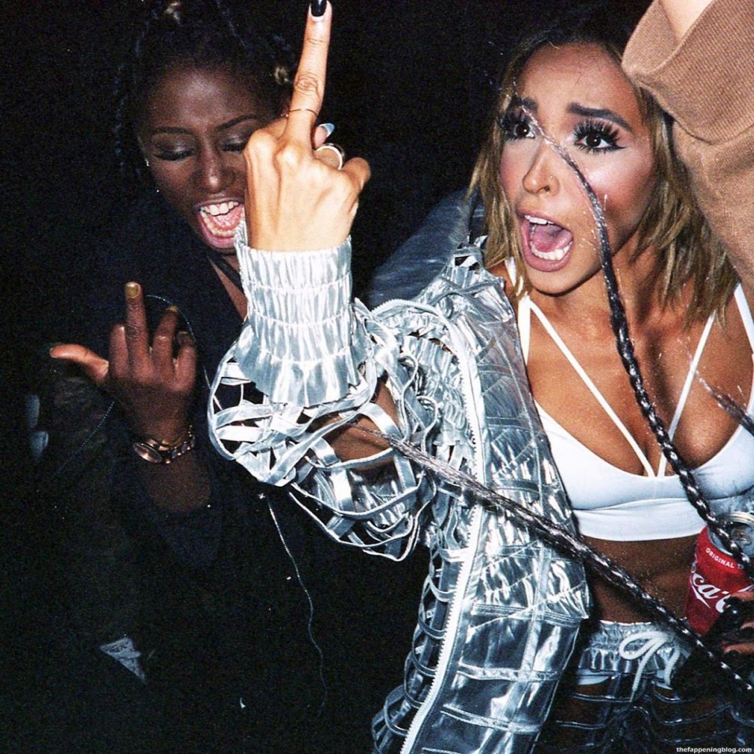 Tinashe toed