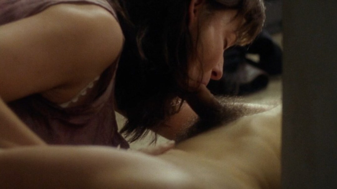 Шарлотта Генсбур мастурбация