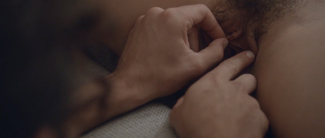 Стейси Мартин голая вагина