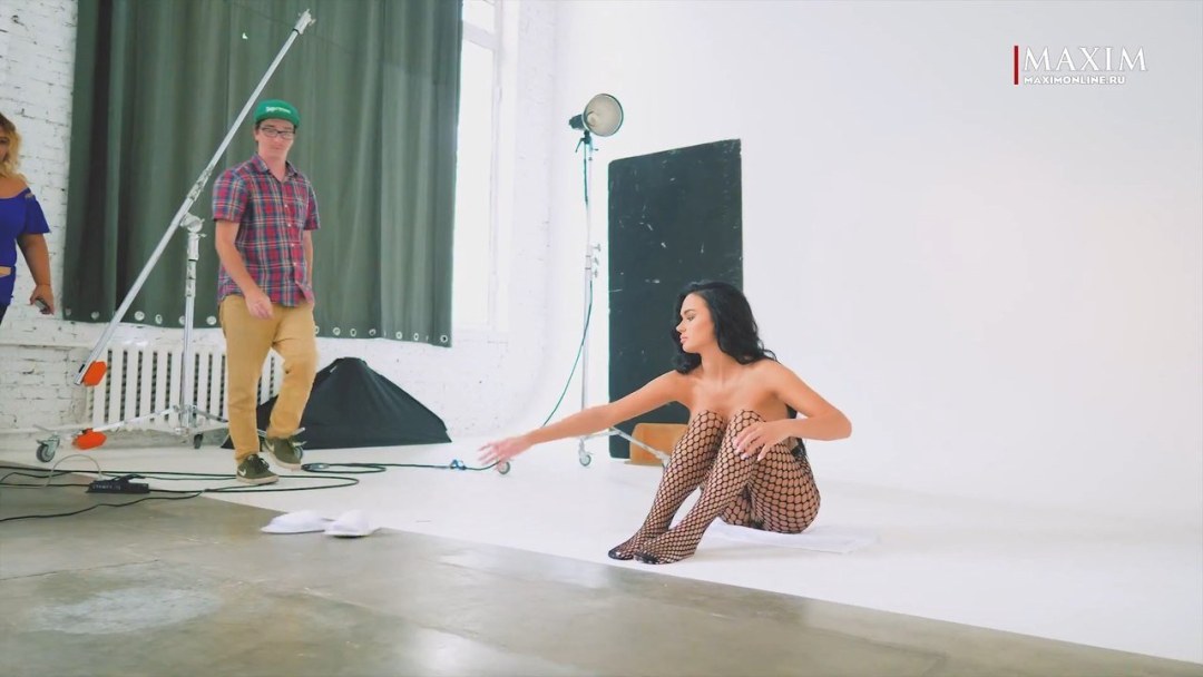 Яна Кошкина в сериале домашний арест