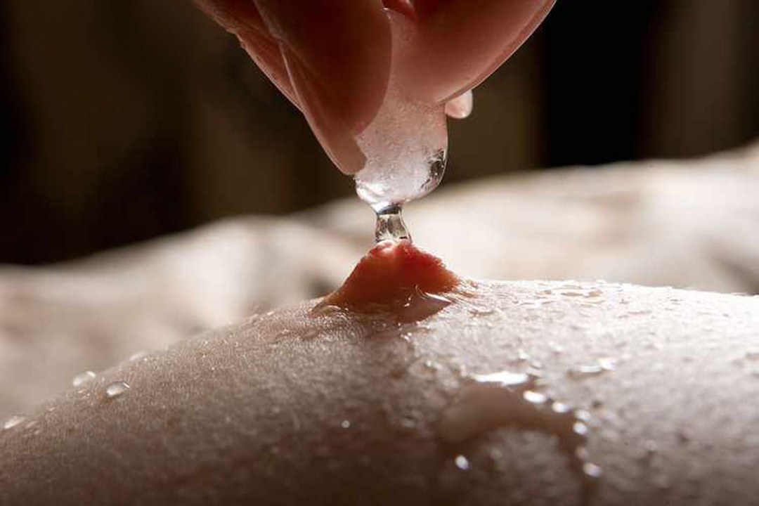 Соски и лед