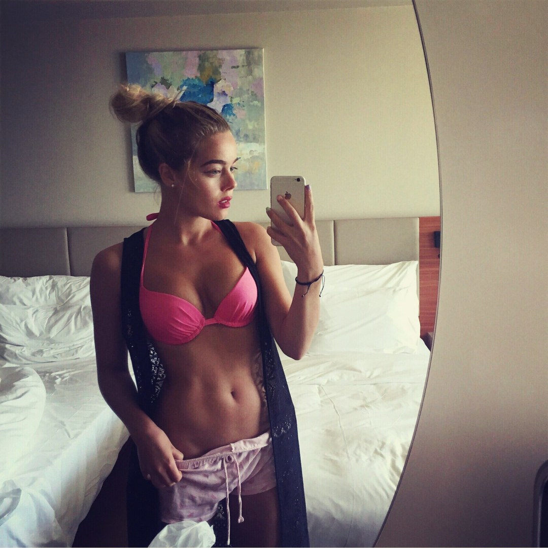 Daria shy Дарья Куварзина голая