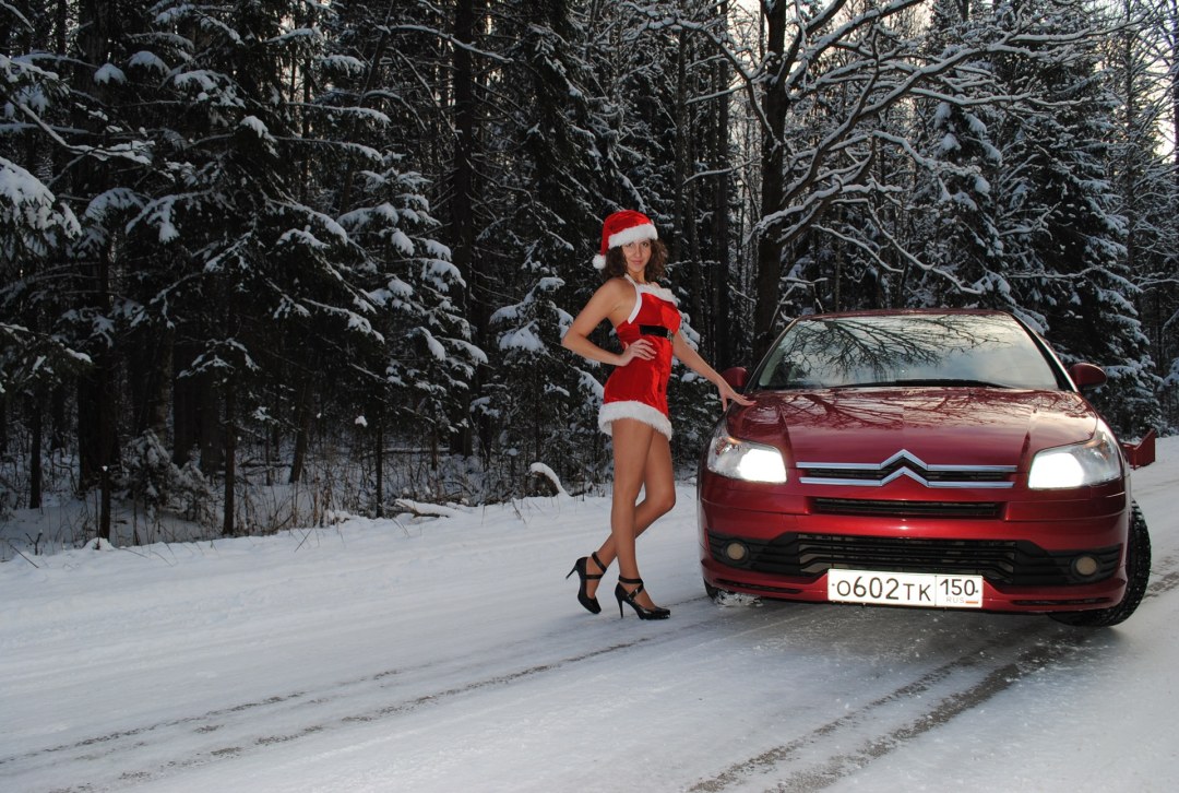 Автомобиль Снегурочки