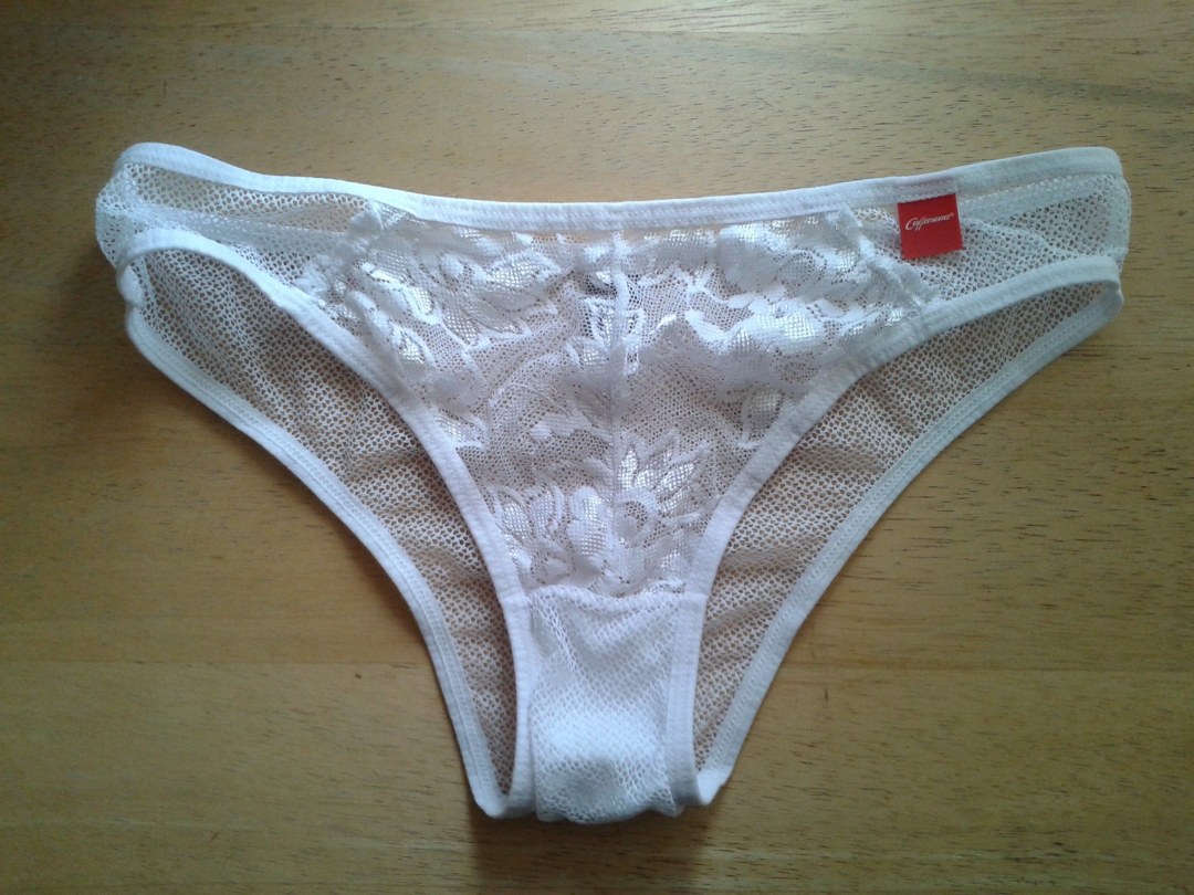 Грязные трусики пожилых женщин