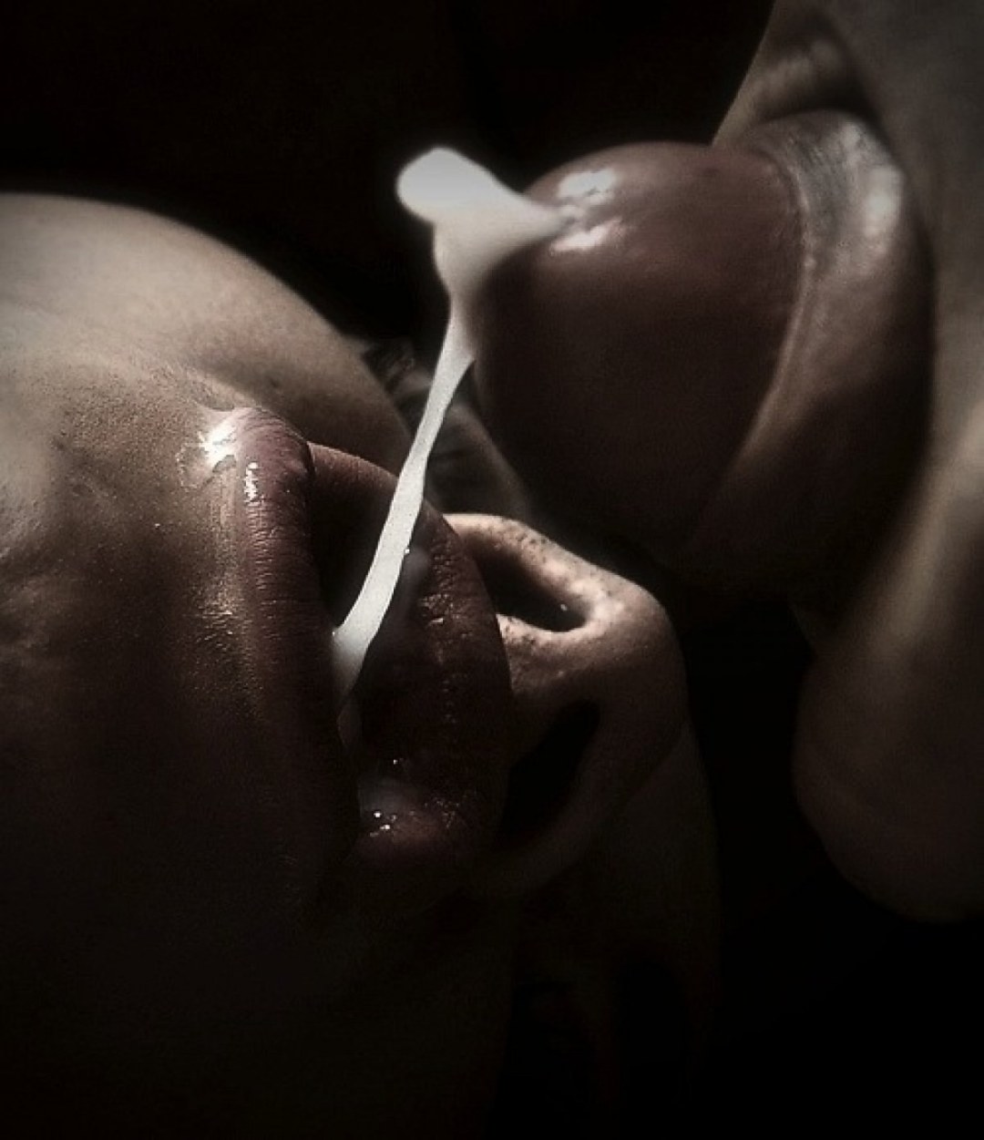 Оральные ласки крупным планом