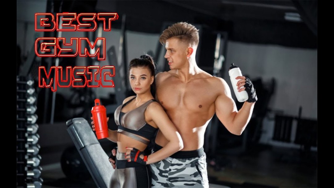 Фитнес модели парень и девушка