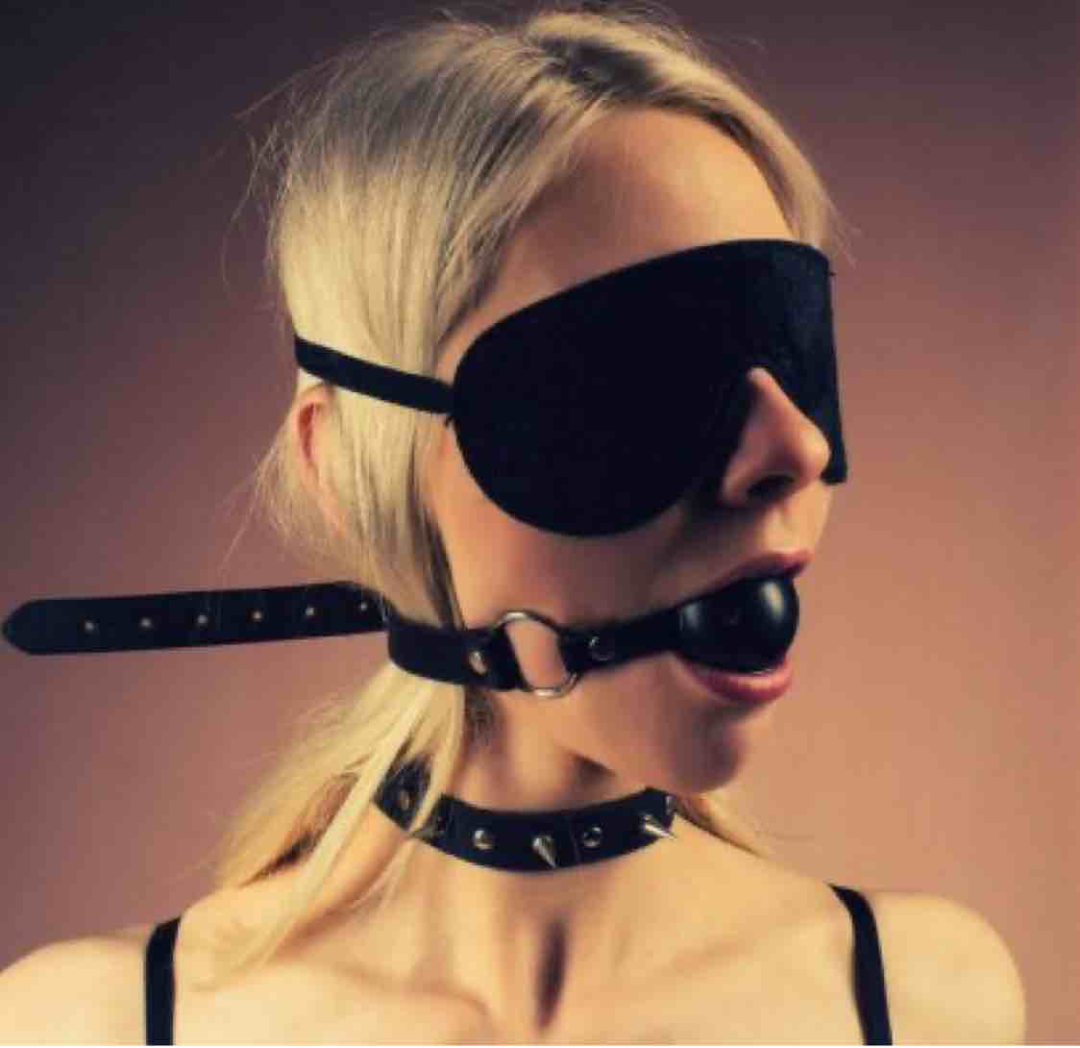 Связанные девушки с кляпом