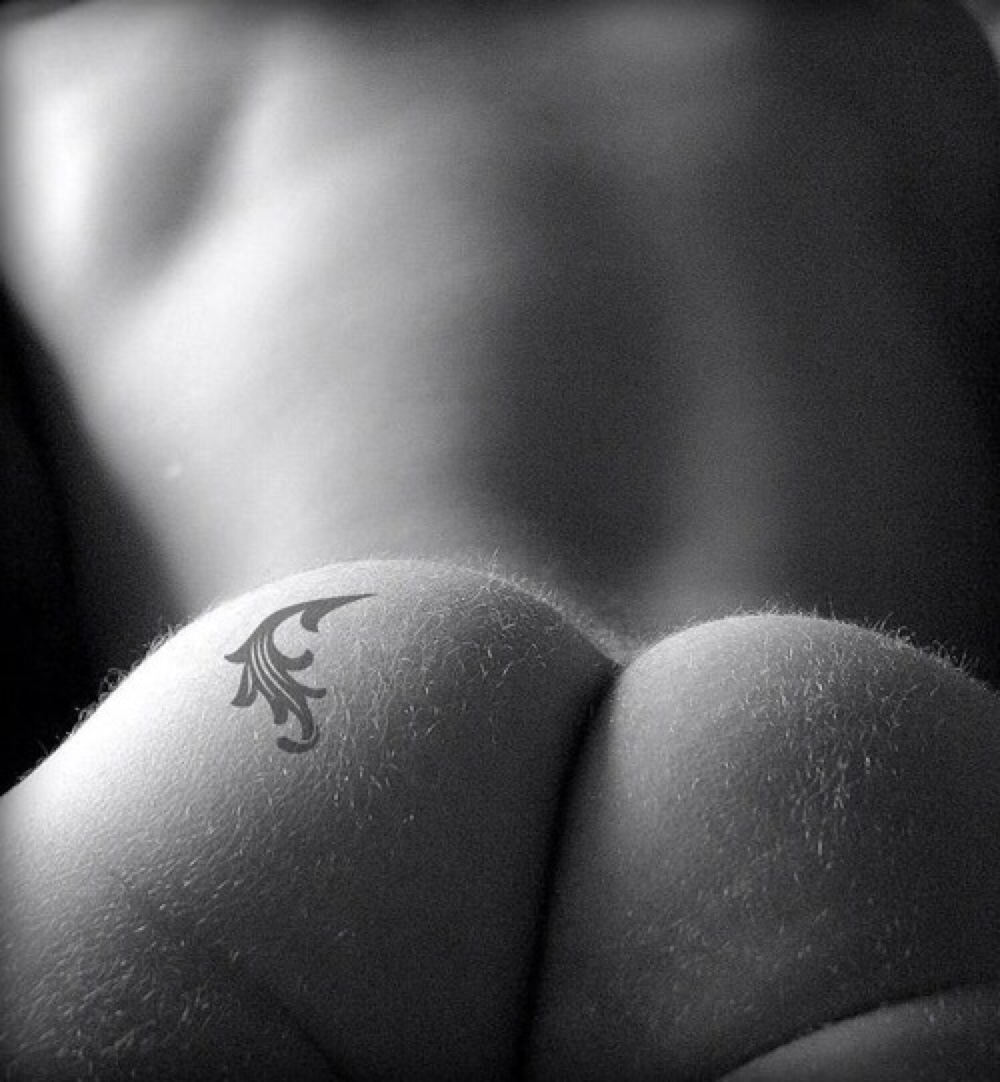 Красивые попки мальчиков