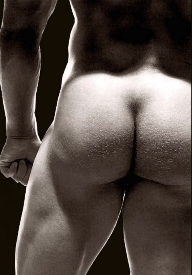 Классные мужские попки