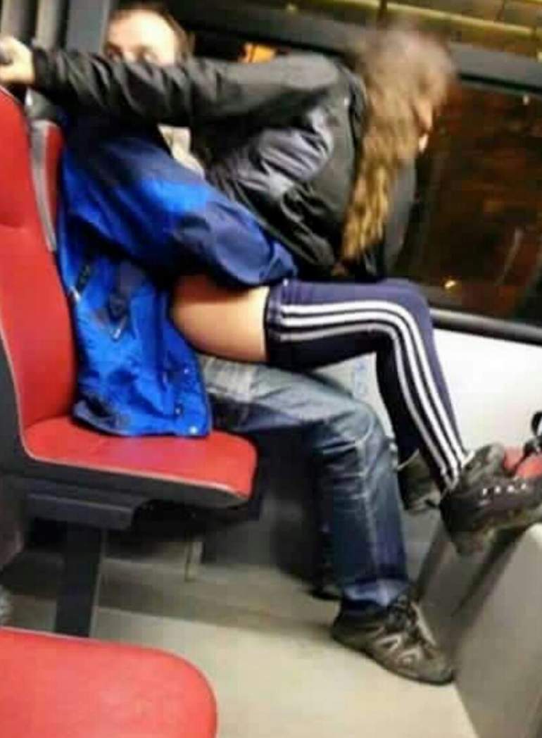 Рука девушки