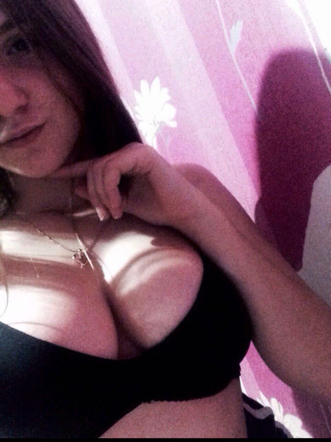 Сливы груди одноклассниц