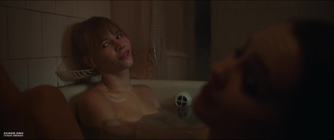 Юлия Хлынина в фильме «уик-энд» (2013)