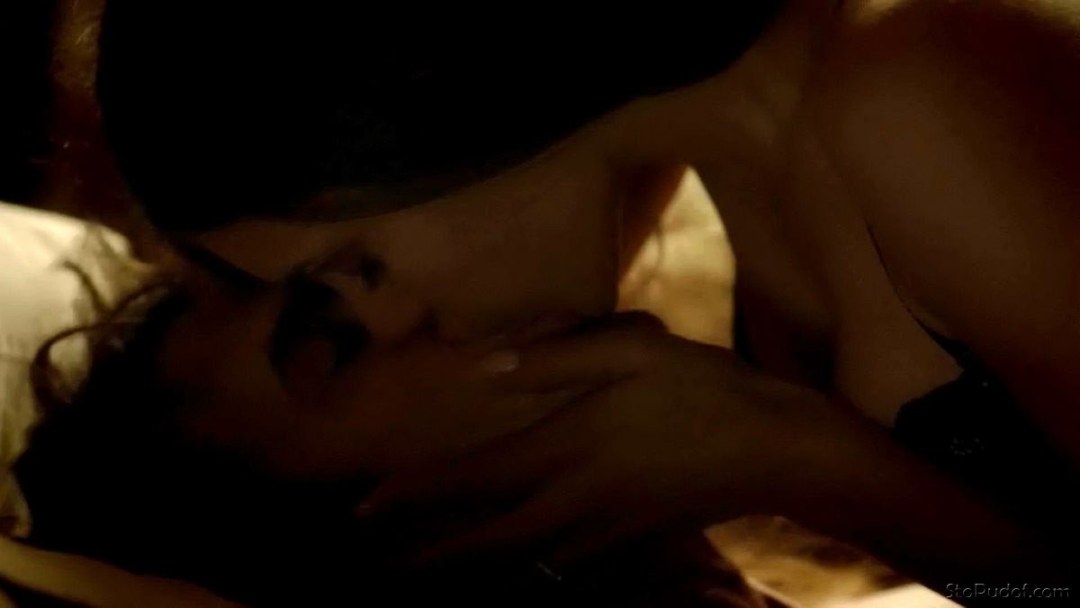 Голая Джулианна Мур в фильме лесби