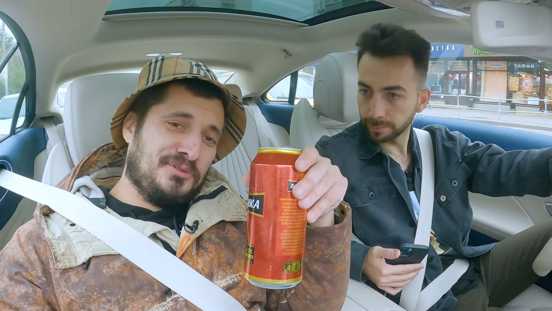 Паша техник с пивом