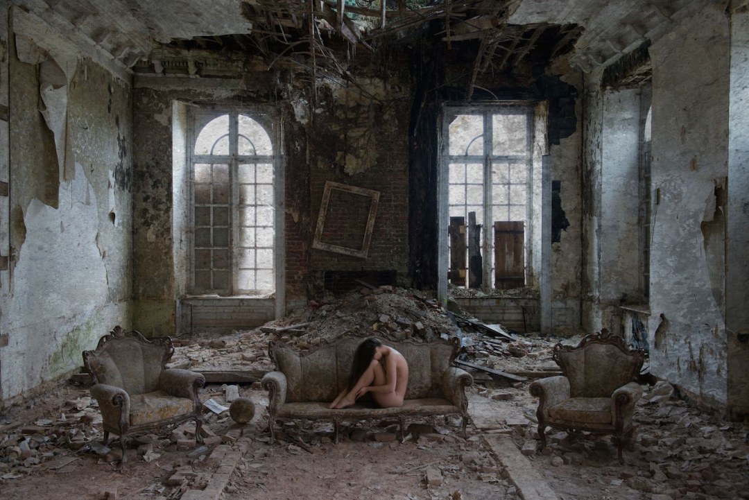 Фотосессия в заброшенном здании