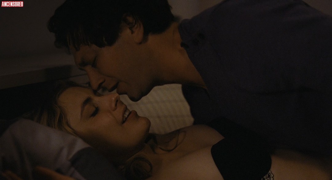 Гретта Тунберг в купальнике