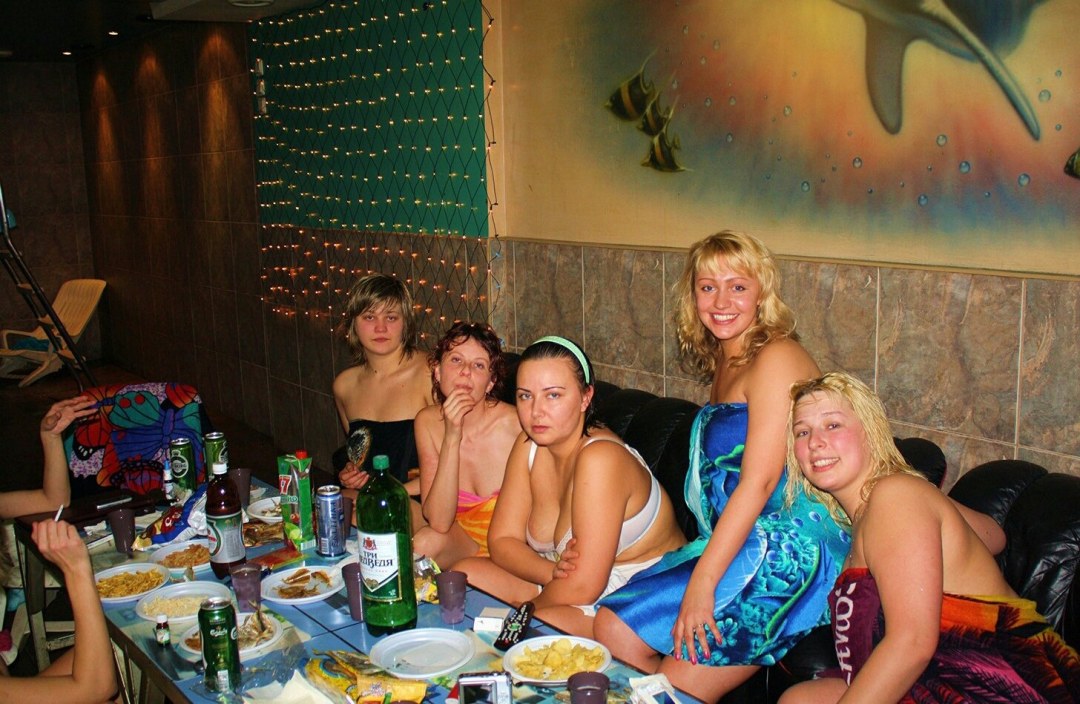 Сауна с телками