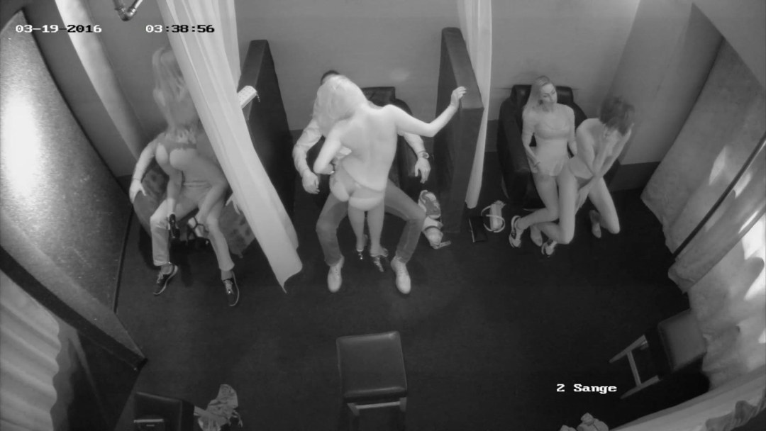 Скрытые камеры в борделях