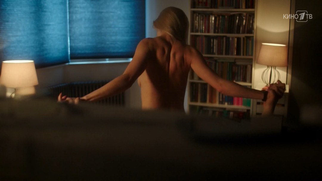 Голая Яна Сергеевна Крайнова