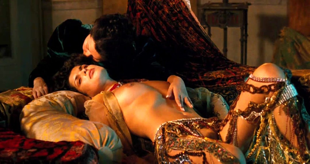 Анна Азарова в фильме Гольфстрим под айсбергом