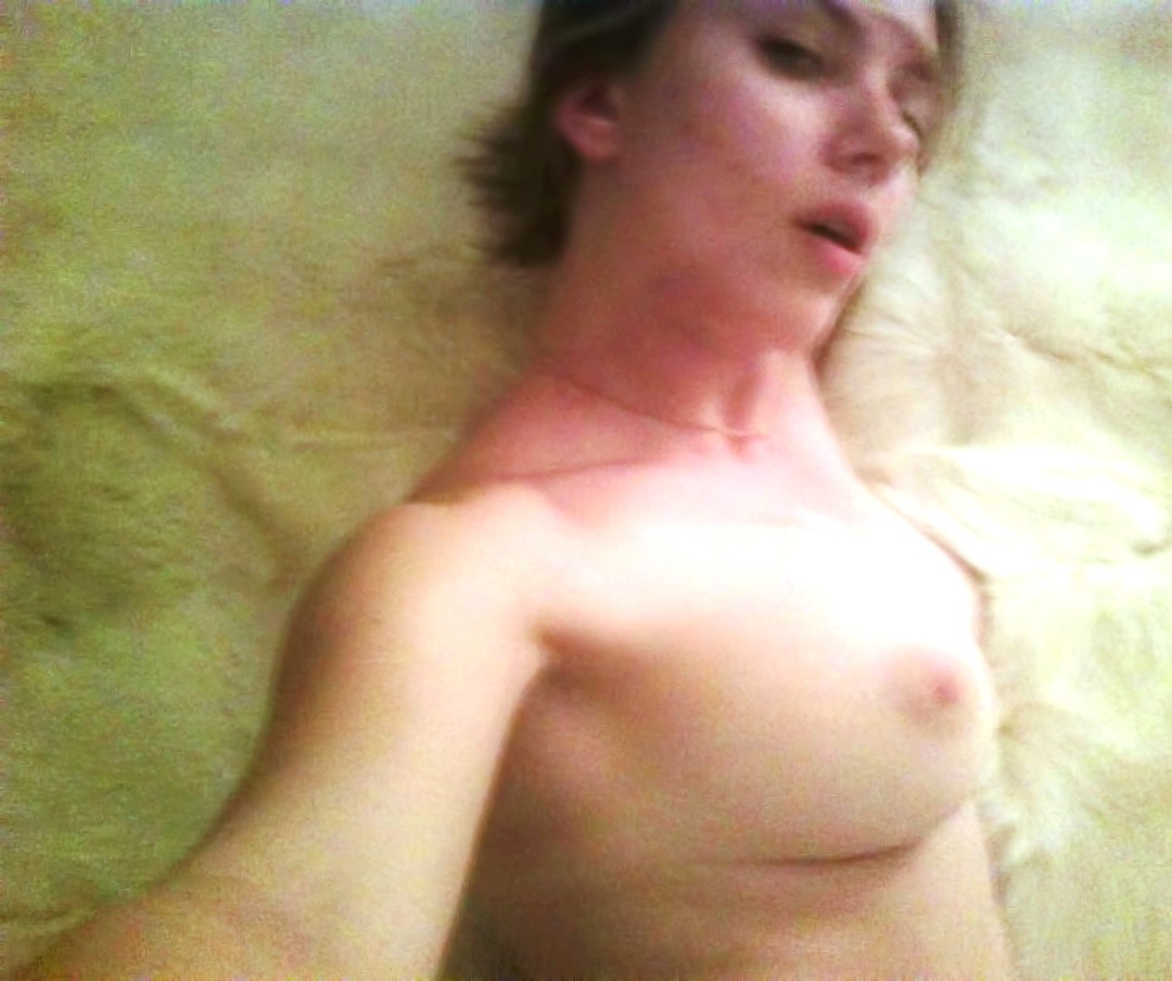 Скарлетт Йоханссон голая