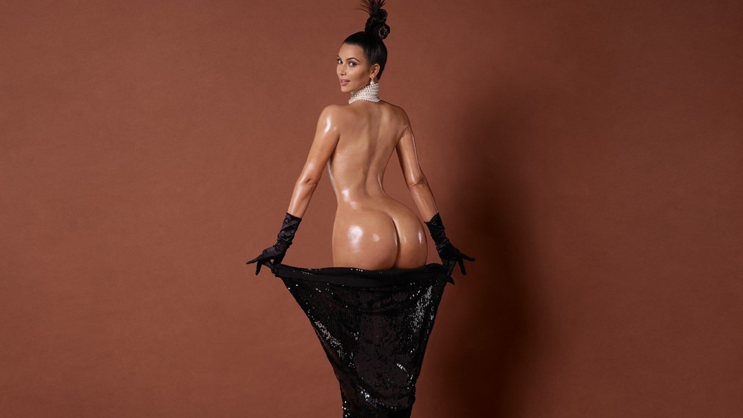 Ким Кардашьян Break the Internet