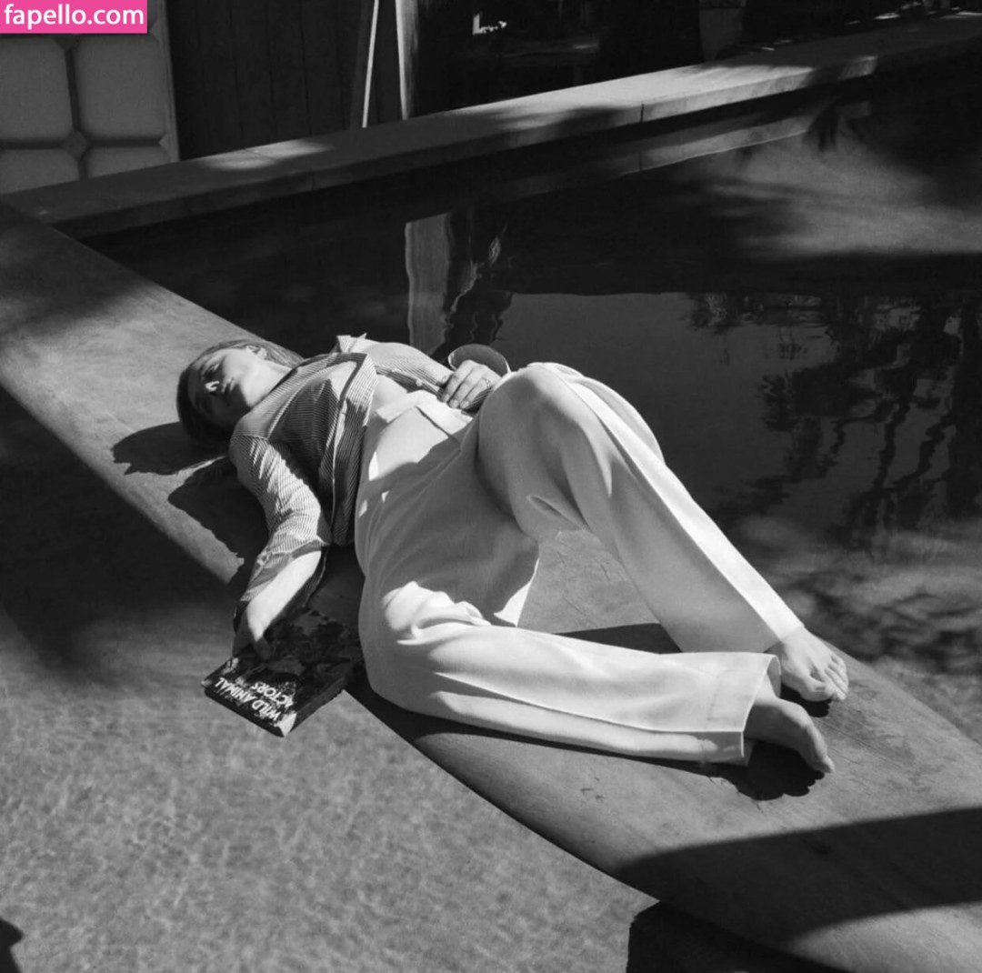 Хлоя Морец порнография