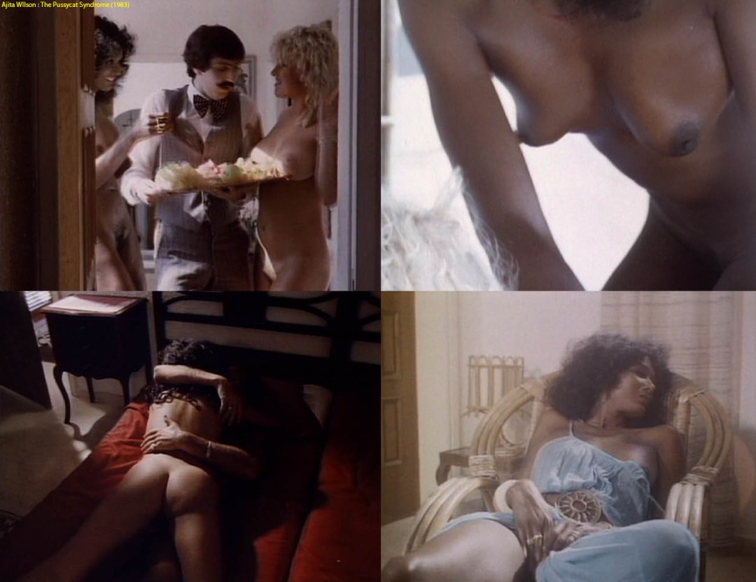 Кристен Стюарт pee