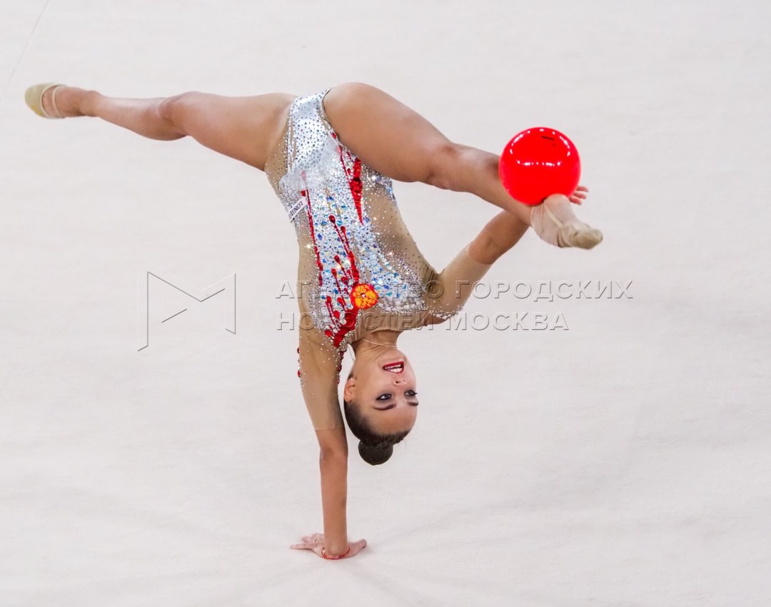 Эротические фото Диана Аверина
