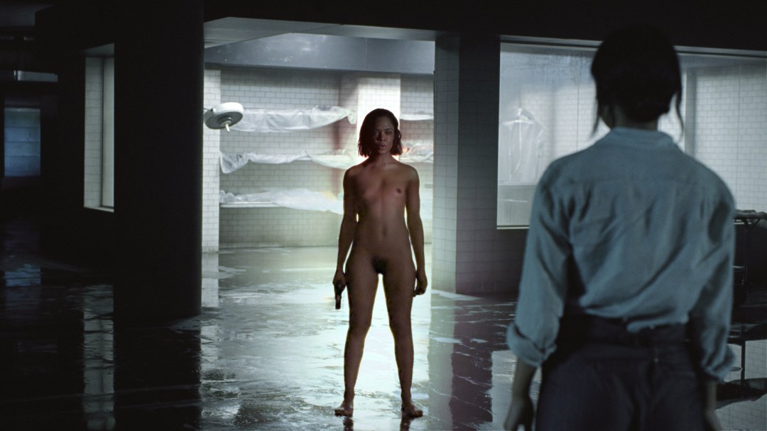 Йетиде Бадаки голая в фильме