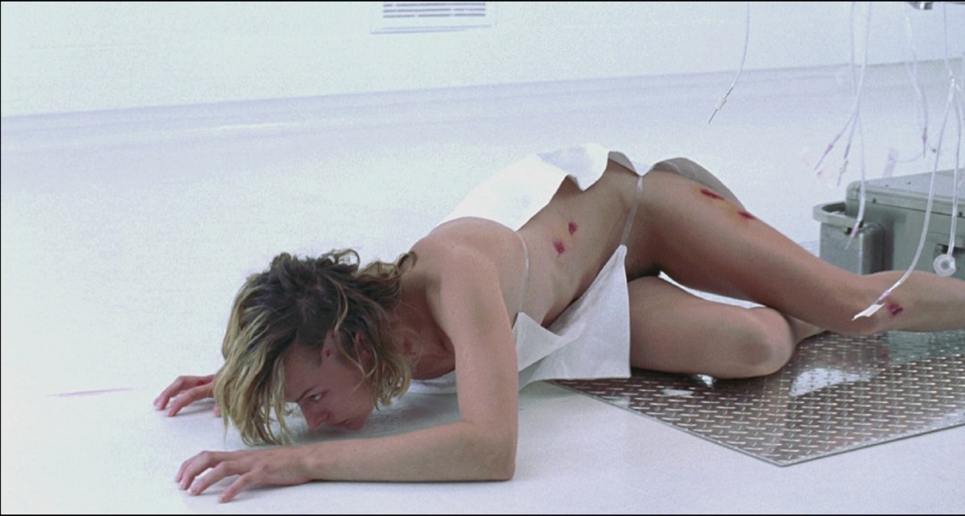 Милла Йовович анал фейк