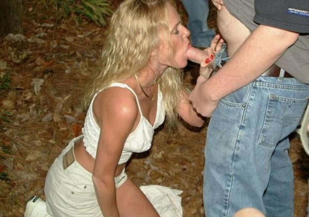 Частное отсос на публике