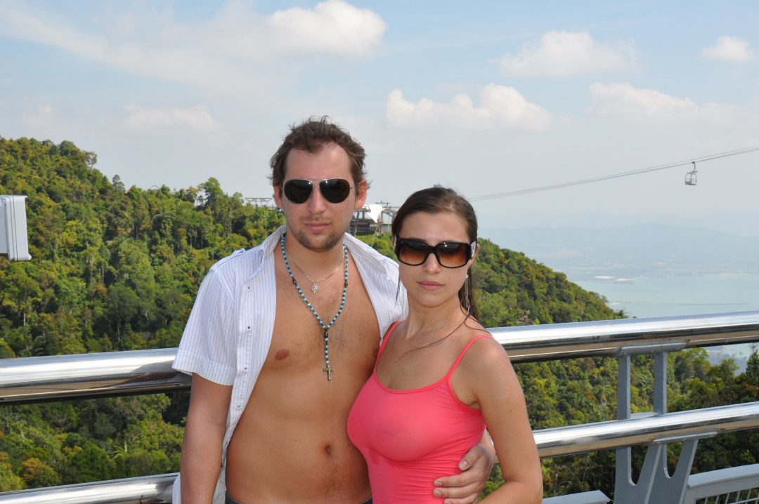 Молодежь в сауне