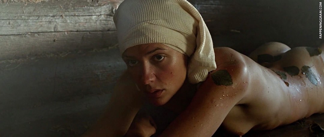 Екатерина Вилкова а зори здесь в бане