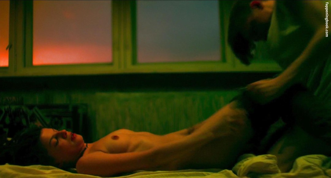 Агния Кузнецова голая попа