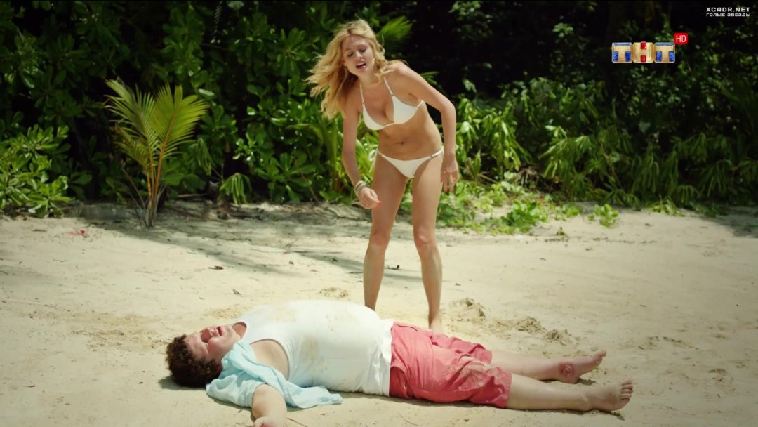 Карина Зверева в шоу однажды в России