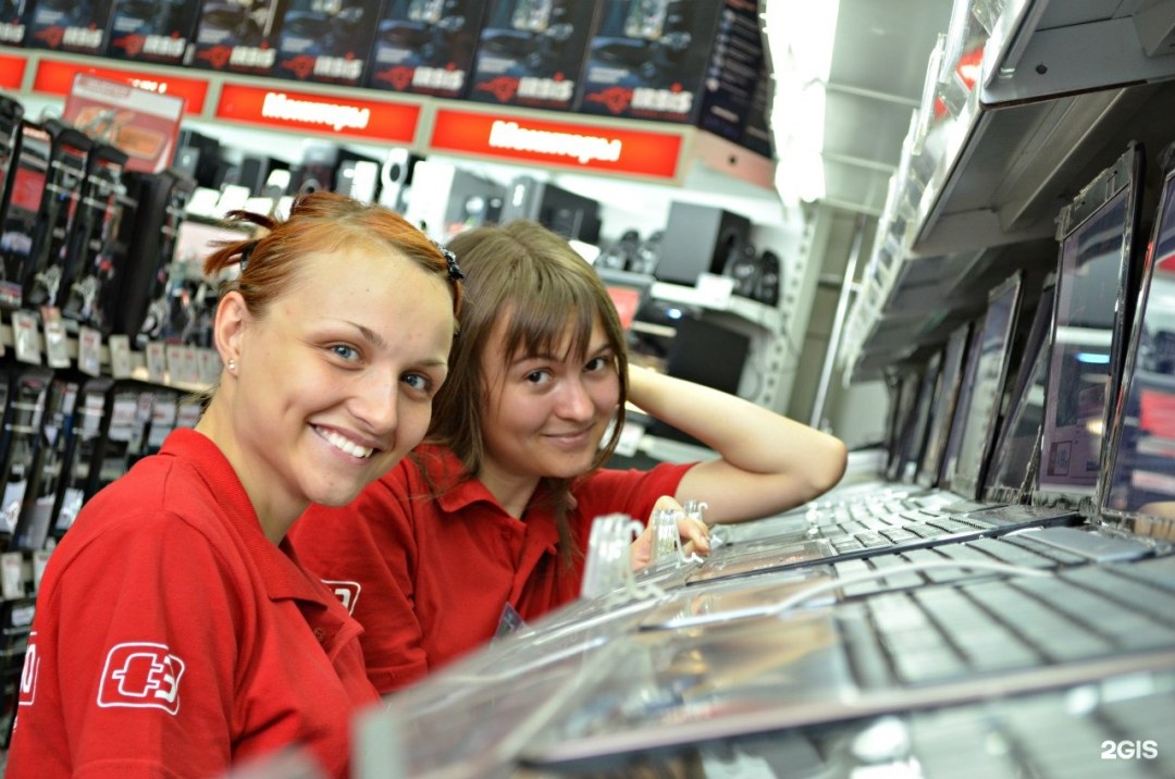 Продавец электроники