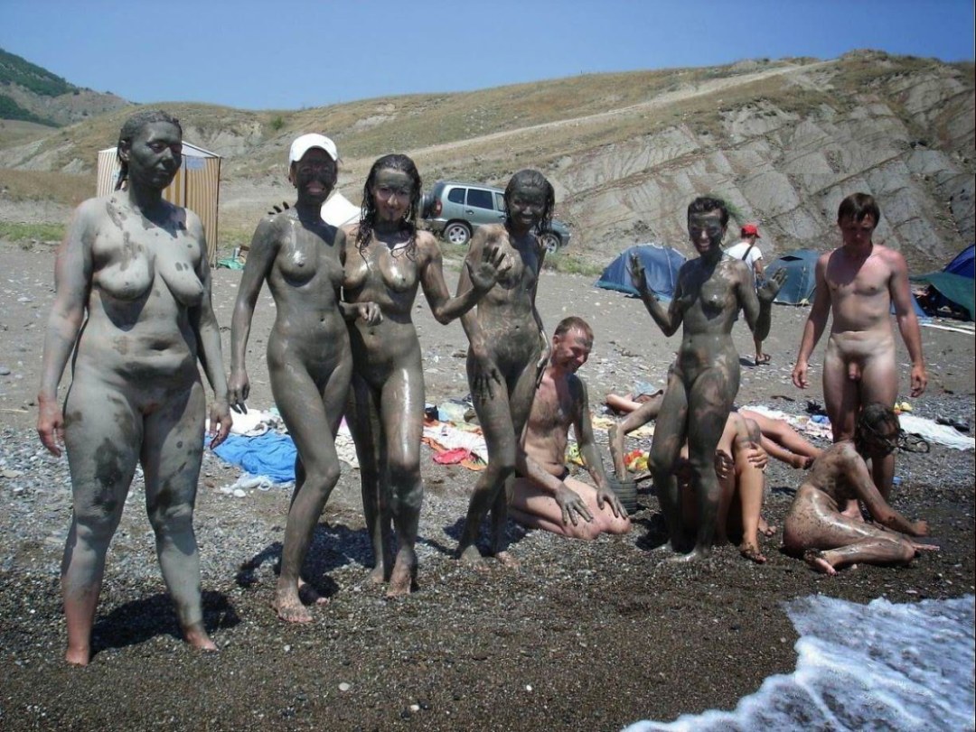 Грязевые ванны голышом