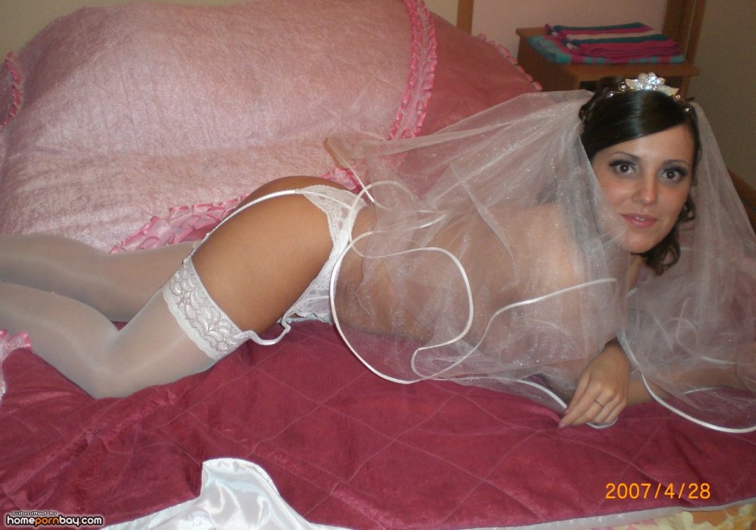 Невесты в свадебных платьях частное