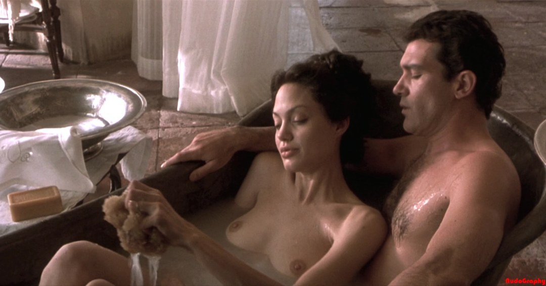 Соблазн 2001 Бандерас и Анджелина Джоли nude