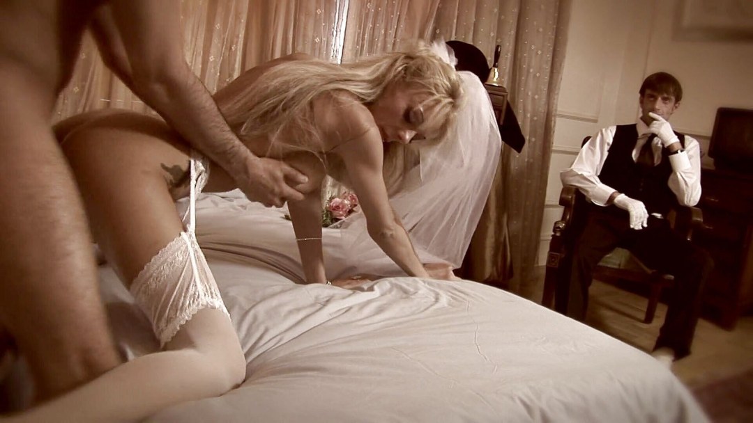 Клаудия Росси anal в белом невеста