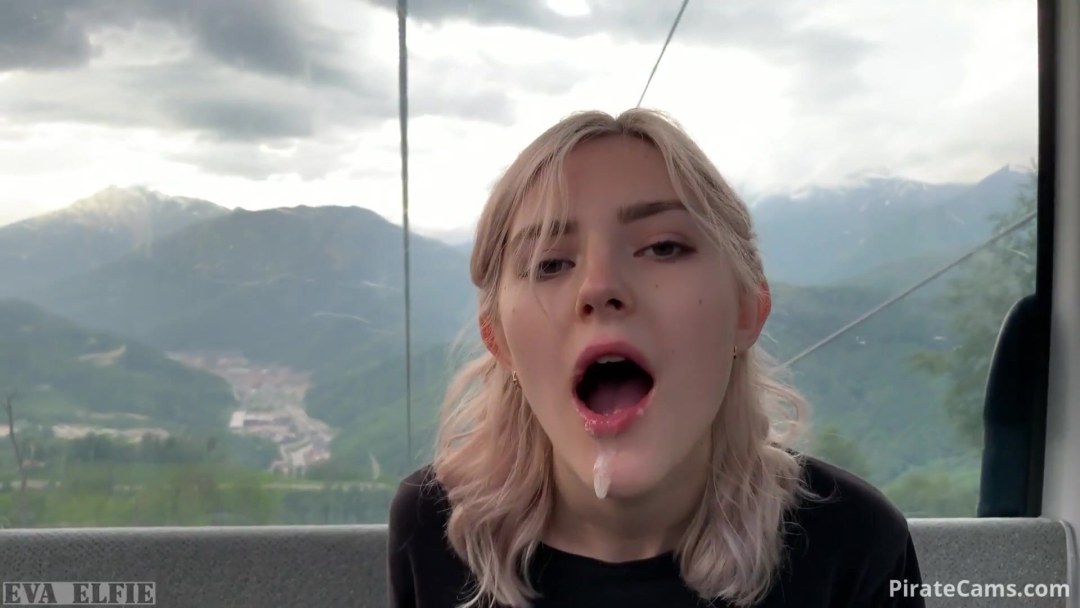 Ева Эльфи (Eva Elfie)