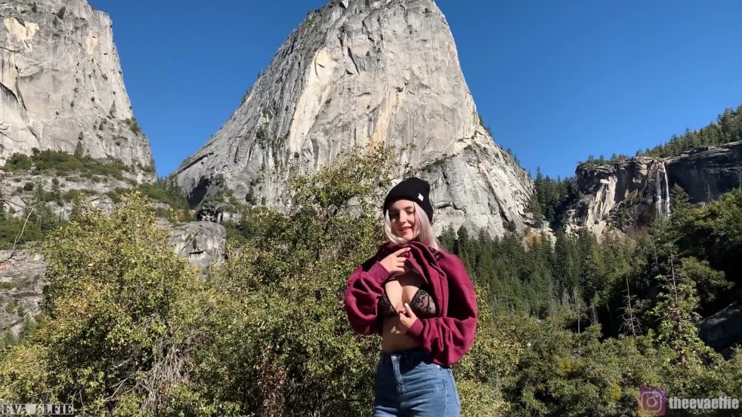 Ева Элфи лесбийский трах